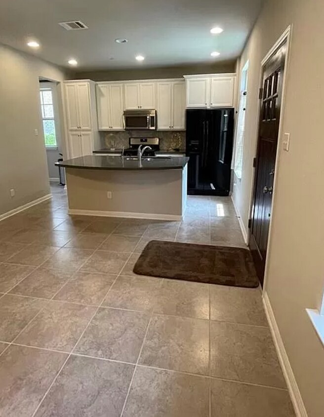 7220 Wyoming Springs Dr Round Rock, TX 78681 Alquileres en Round Rock