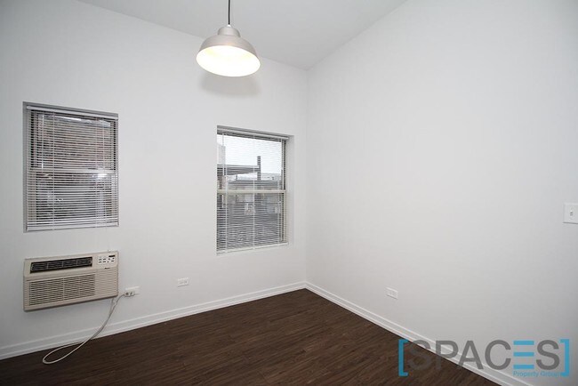 Foto del edificio - 5051 N Kenmore Ave