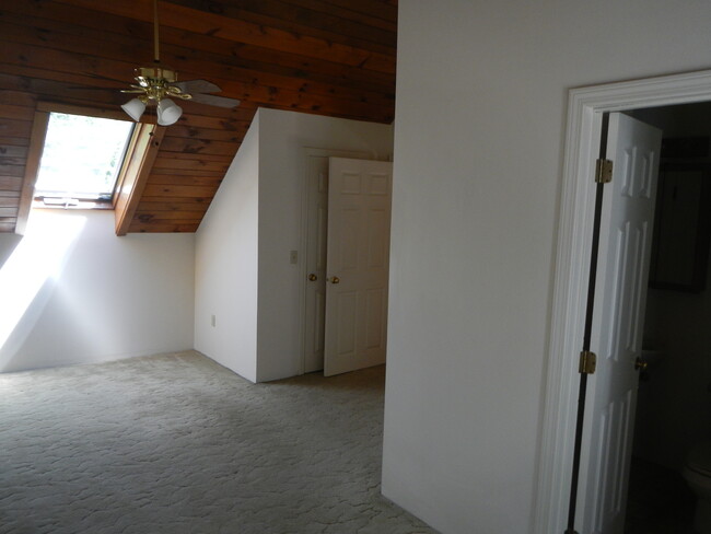 master bedroom - 125 Barre Rd