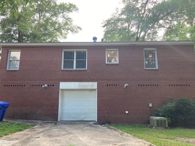 Building Photo - 3608 15th Ave