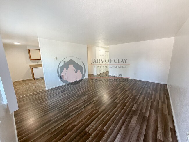 Foto del edificio - 3926 Partridge Ln NE