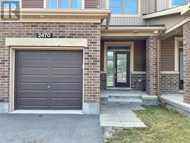 Building Photo - 2470 Waterlilly Way