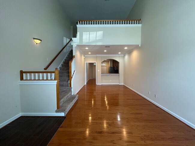 Building Photo - 3 bedroom Single Family Home "ASK ABOUT OU...