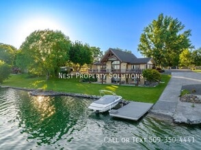 Building Photo - 4839 Rd 6.5 NE