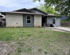 Building Photo - 7102 Townsborough Dr