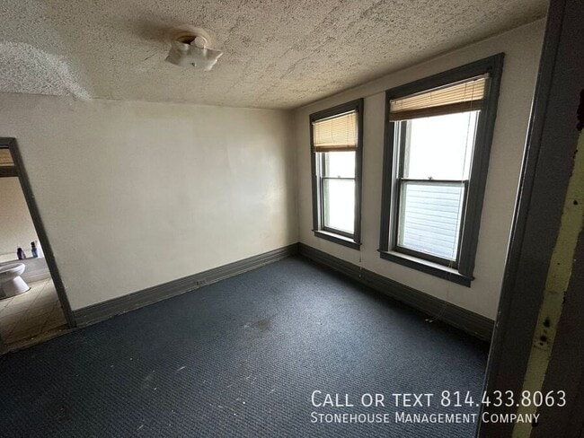 Building Photo - 816 German St