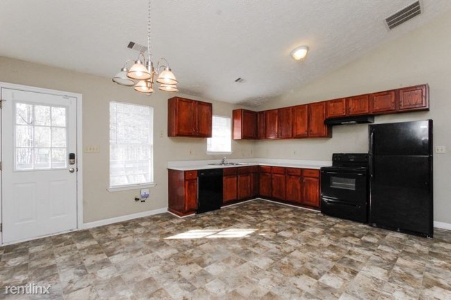 Building Photo - 3 br, 2 bath House - 8167 Crane Rd