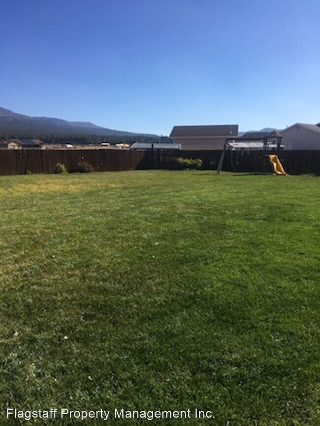 Building Photo - 4 br, 3.5 bath House - 7420 W Dreamview Trail