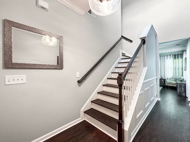 Foto del edificio - 534 Alderly Dr