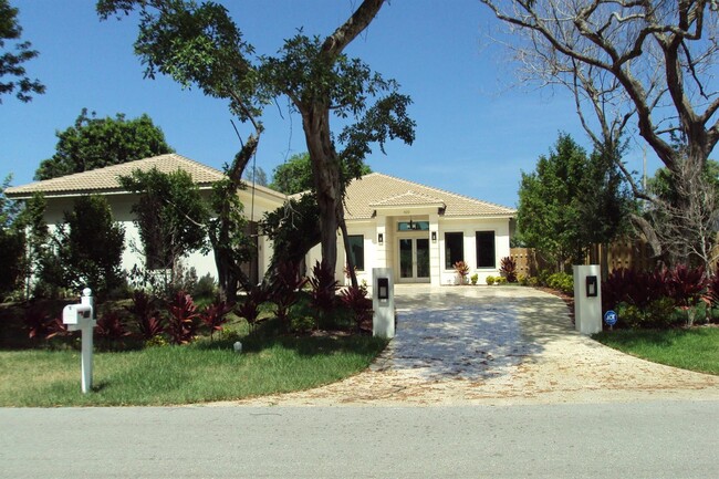 Building Photo - 420 S Atlantic Dr