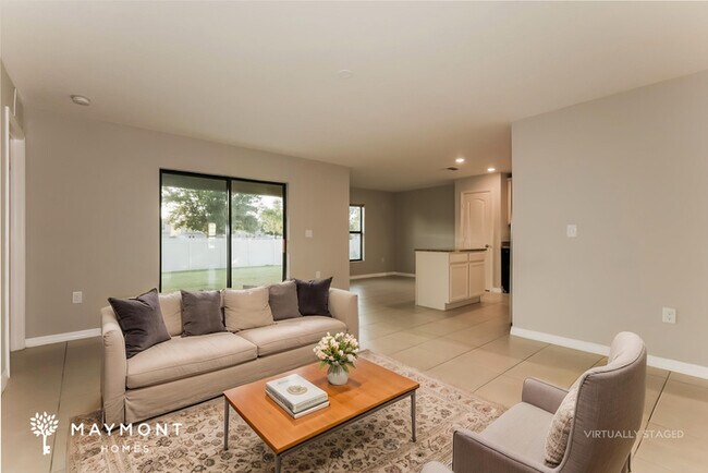 Building Photo - 1113 Brenton Leaf Dr