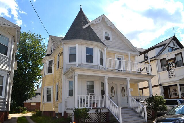 Primary Photo - 20 Sylvan Ave