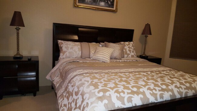 Foto del edificio - 74075 Alpine Ln