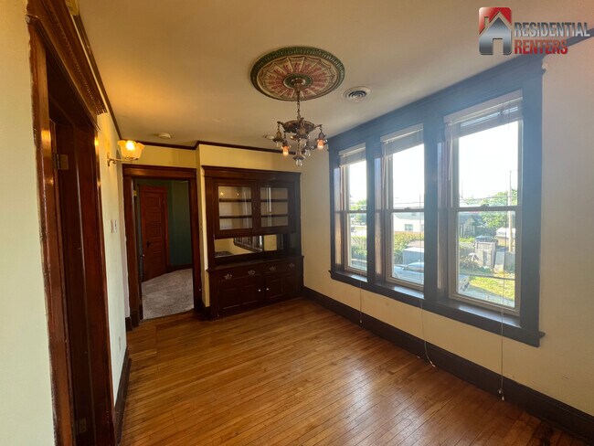 Foto del edificio - 522 W National Ave