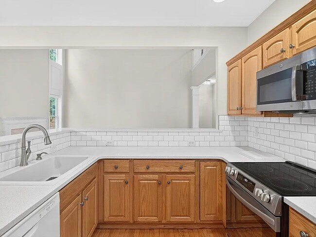 Foto del edificio - 40 Miller's Joist