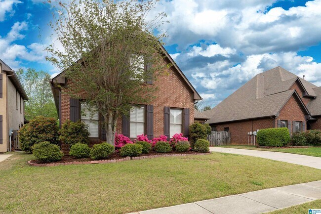 Foto del edificio - 2217 Chalybe Dr