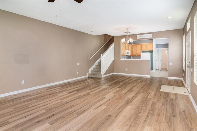 Building Photo - 2110 Stockton Dr