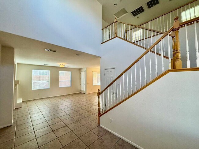 Foto del edificio - 7365 W Shelbourne Ave