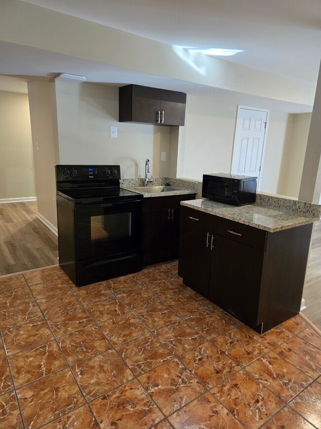Building Photo - 5142 New Stead Ct