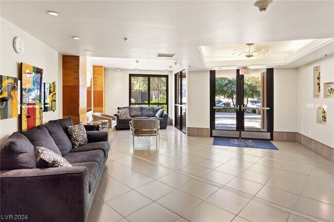 Foto del edificio - 29 Montelago Blvd