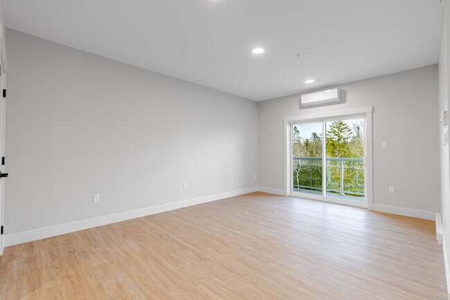 Building Photo - Apartment for Rent