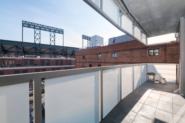 Building Photo - 750 2nd St