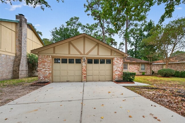 Foto del edificio - 23919 Farm Hill Dr