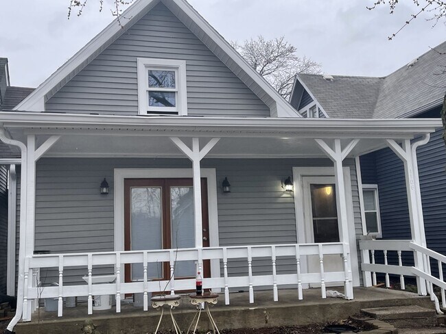 Building Photo - 1106 S Senate Ave