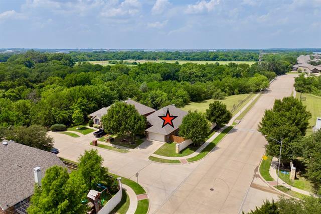 Foto del edificio - 7809 Enchanted Isle Dr