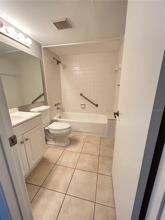 Foto del edificio - 8217 Sun Spring Cir