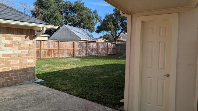 Foto del edificio - 21355 Park Tree Ln