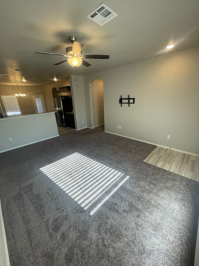 Foto del edificio - 7101 Meridian St