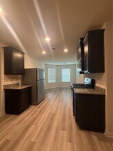 Building Photo - 473 Amberwood Pk Dr