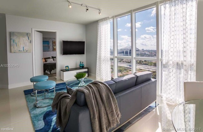 Foto del edificio - 1871 NW South River Dr