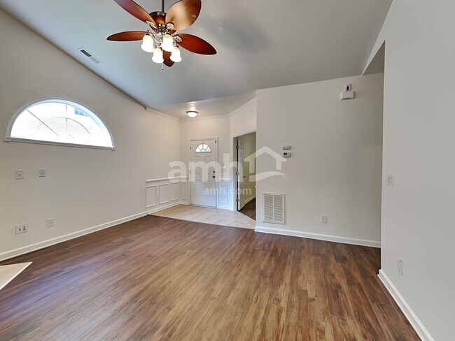 Building Photo - 8428 Whisper Ridge Pl