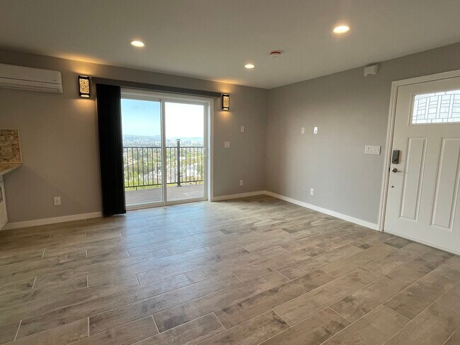Living room - 23 Kingwood Rd