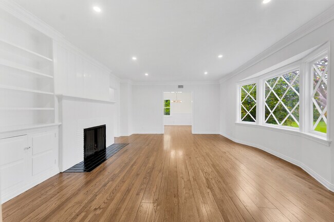 Foto del edificio - 4722 Forman Ave