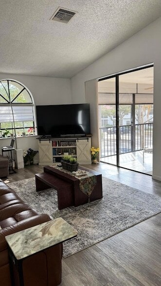 Photo - 5267 Europa Dr Apartment