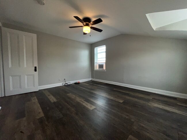 Bedroom - 448 E Baltimore Ave