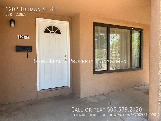 Foto del edificio - Lovely 3 Bedroom, 2 Bath Near Kirtland AFB!