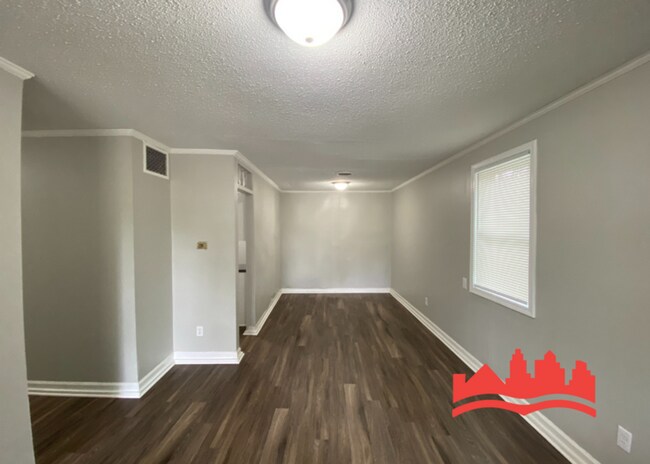 Foto del edificio - 982 N Perkins Rd