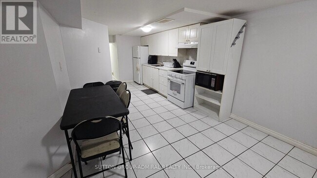 Photo du bâtiment - 109 Sheldon Ave