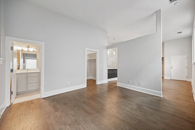 Foto del edificio - 641 N High St