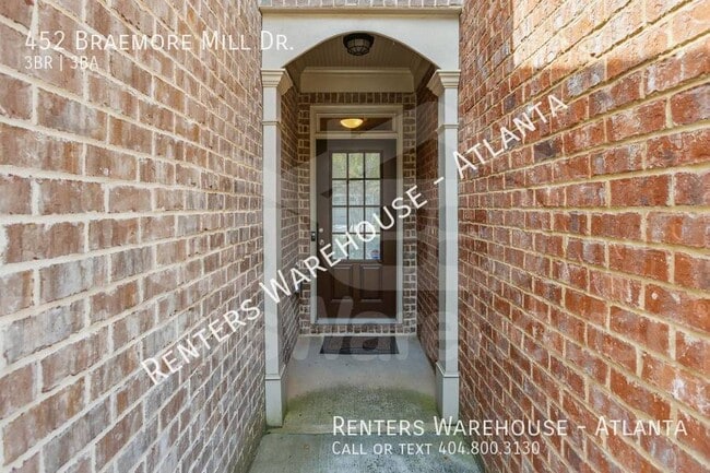 Building Photo - &quot;Amberly Mill Living at Its Finest: S...