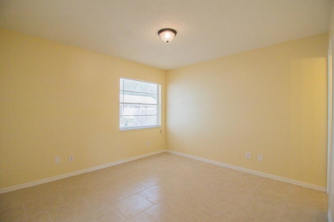 Building Photo - 1008 S. HOAGLAND BLVD KISSIMMEE FL 34741