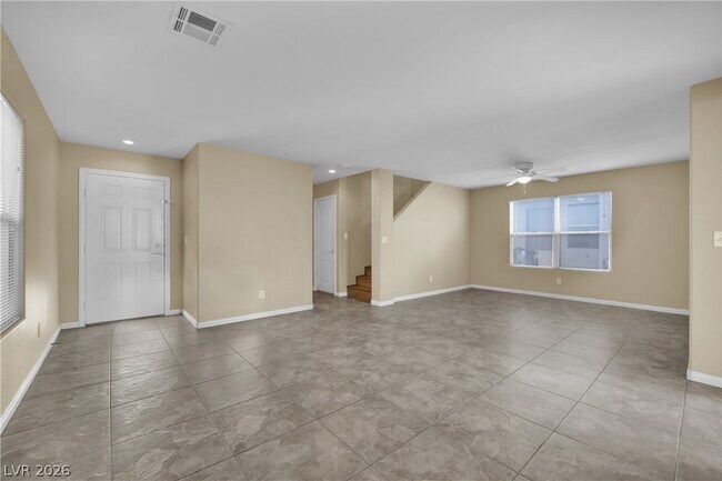 Building Photo - 9965 Lorian St