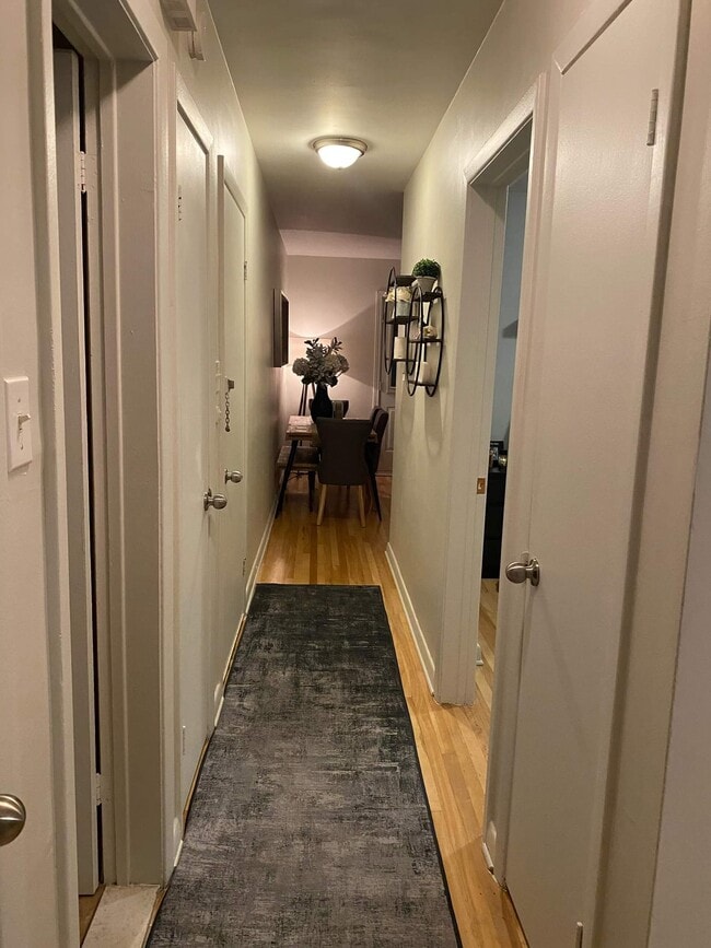 Building Photo - 7500 Rue Millet