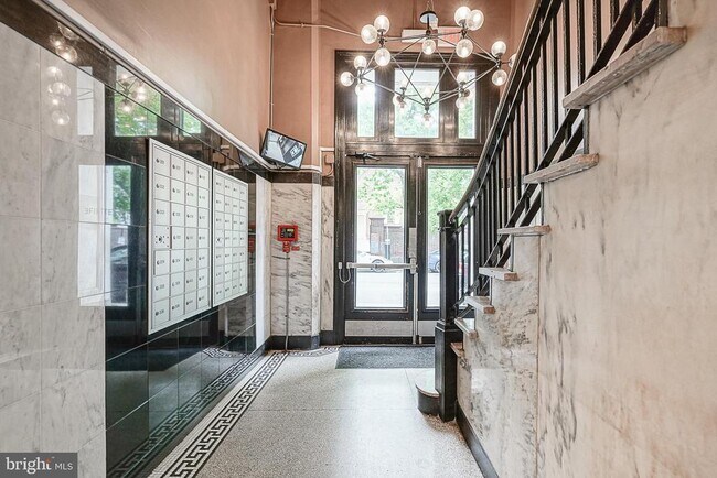 Building Photo - 315 Arch St