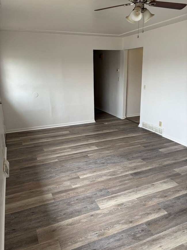 Building Photo - Ashland Home For Rent