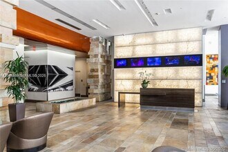 Building Photo - 500 Brickell Ave